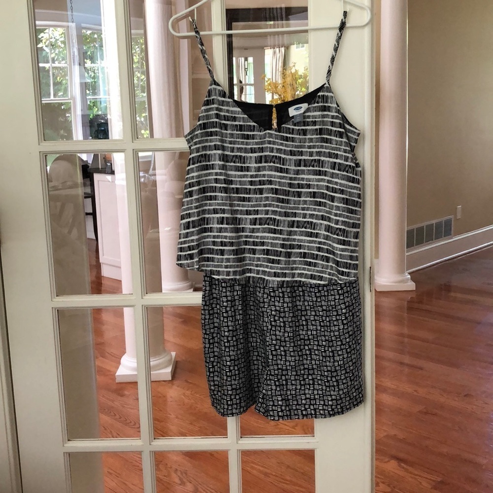 Black White Print Tiered Romper Medium TALL
